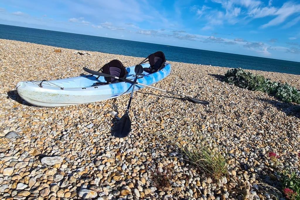 Wow I'M Living On The Beach. Luxury 4 Bed Sleeps 8 Pagham Eksteriør bilde