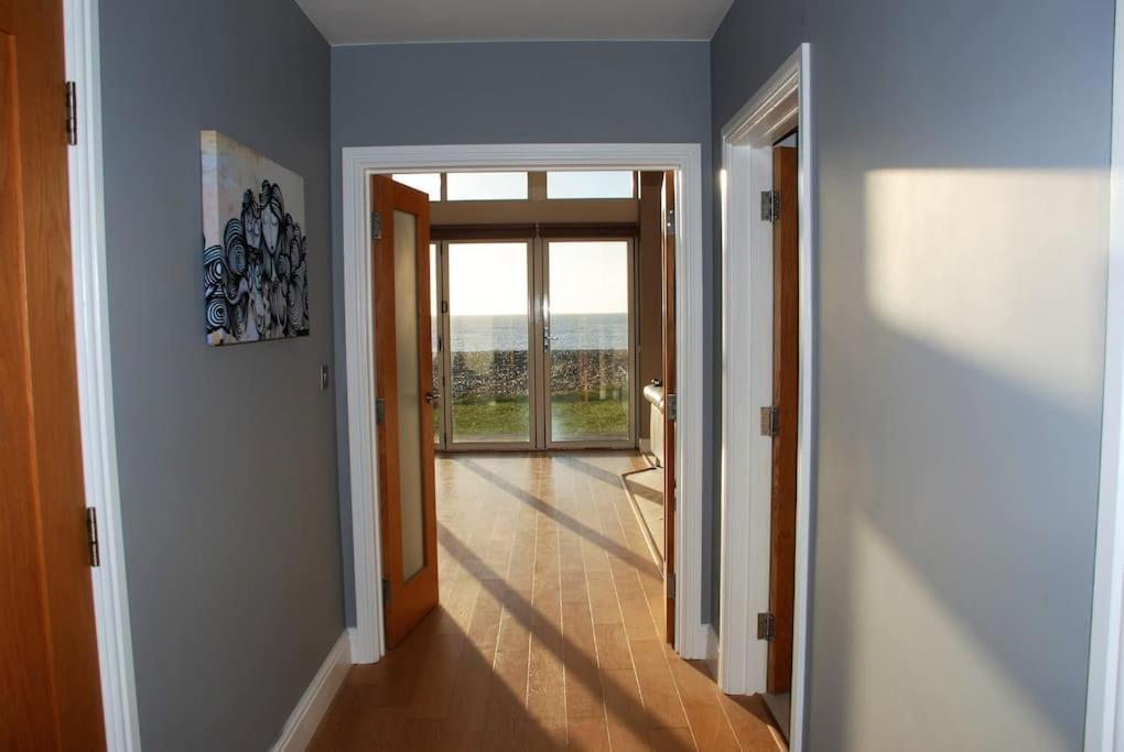Wow I'M Living On The Beach. Luxury 4 Bed Sleeps 8 Pagham Eksteriør bilde