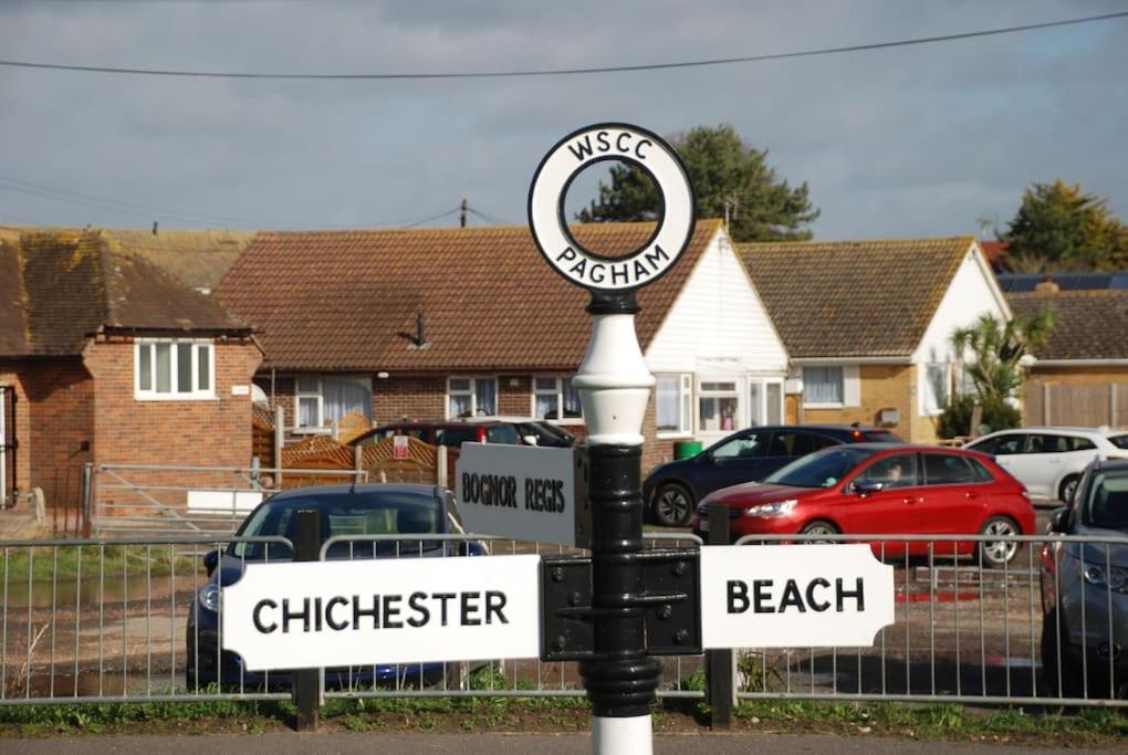 Wow I'M Living On The Beach. Luxury 4 Bed Sleeps 8 Pagham Eksteriør bilde